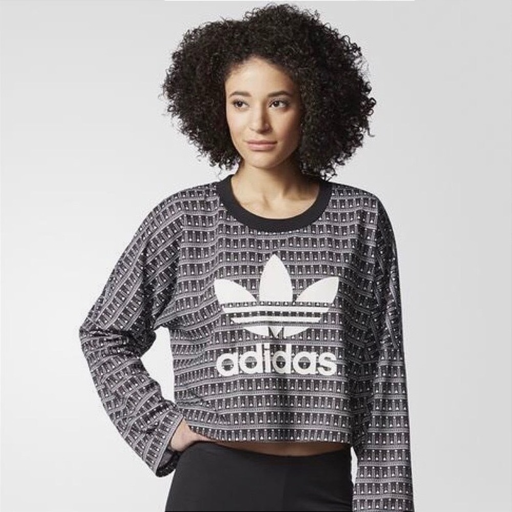 Adidas Originals Womens Cropped Sweatshirt Black White Trefoil Heart Pattern M - Picture 1 of 5